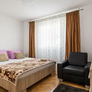 3* Guest house Deluxe Manuela With Balcony Center